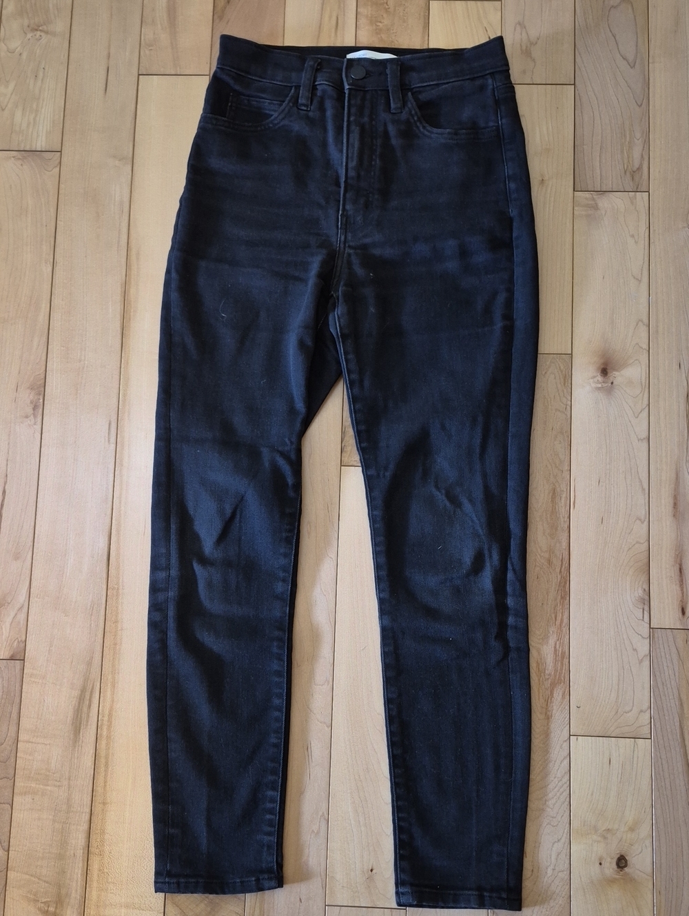 OAK + FORT Women's Size 26 Black High-Waist Cropped Jeans